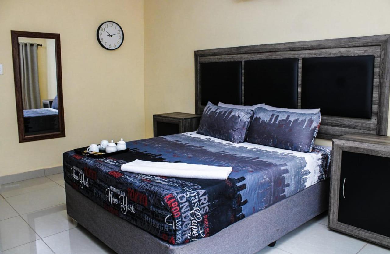 Bed and Breakfast Tshukudu E Ntsho Mogwase Номер фото